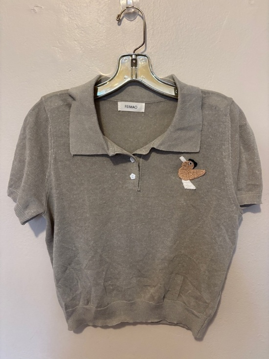 feimao Tops - Taupe Short-Sleeve Polo Sweater with Embroidered Duck